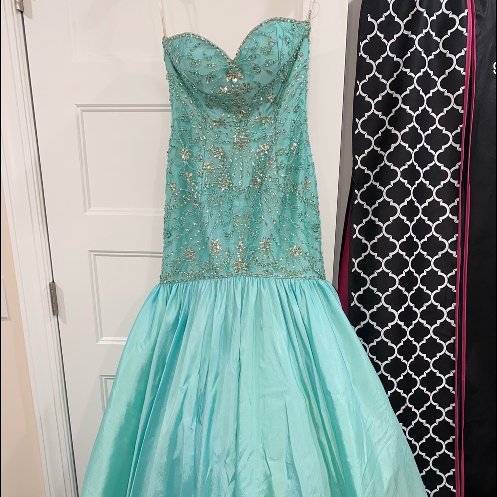 Sherri Hill Pageant Dress, Size 8, Teal.
